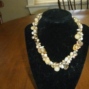 16: White Multicolored Bead Necklace